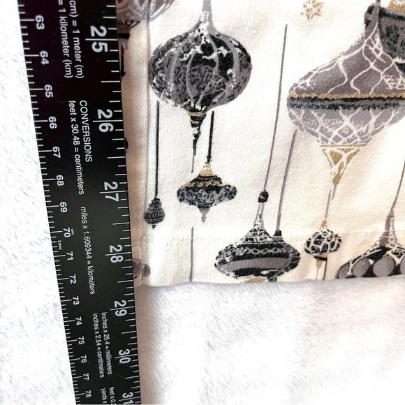 Soma Holiday Ornament PJ Set Sz XS Metallic Gold Trim Button Top & Pull on Pants - Picture 13 of 16